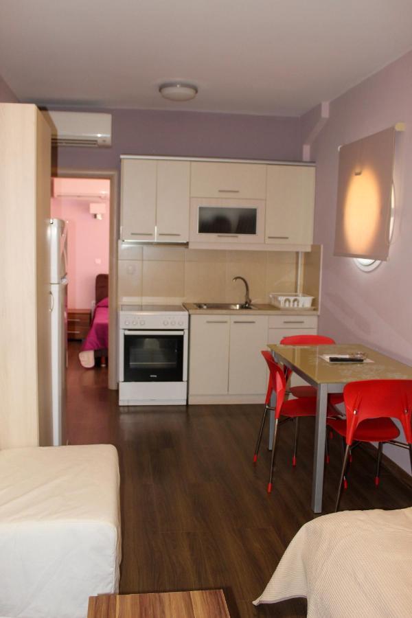 Apanema Apartments Vivári Eksteriør billede